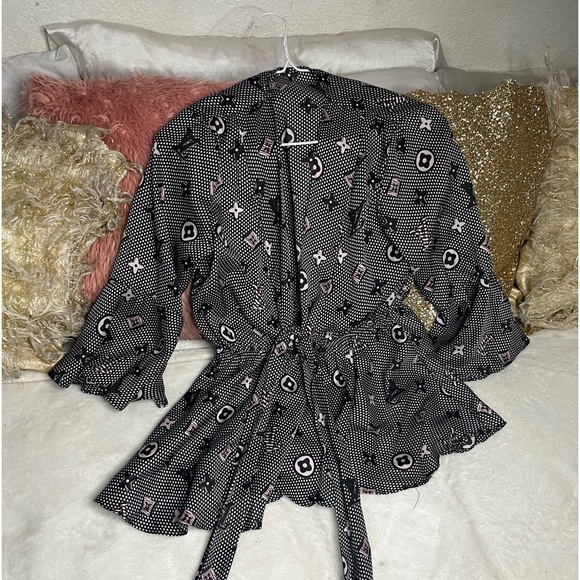 Ruched Waist top - Picture 1 of 3